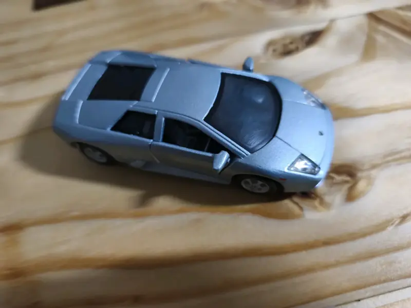 Set de autos de juguete deportivos a escala - 3