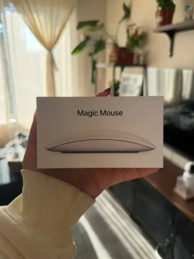 Apple Magic Mouse en caja original - miniatura 1