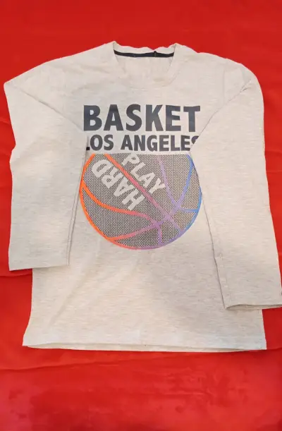 Polera negra estampada 'Let's Play' - miniatura 6