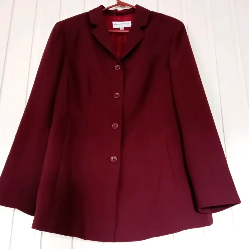 Blazer burdeo mujer marca Margaretha Kempte - 3