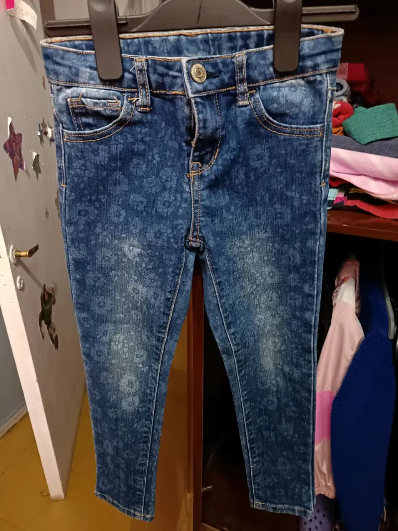 Jeans de mezclilla para niña - 1