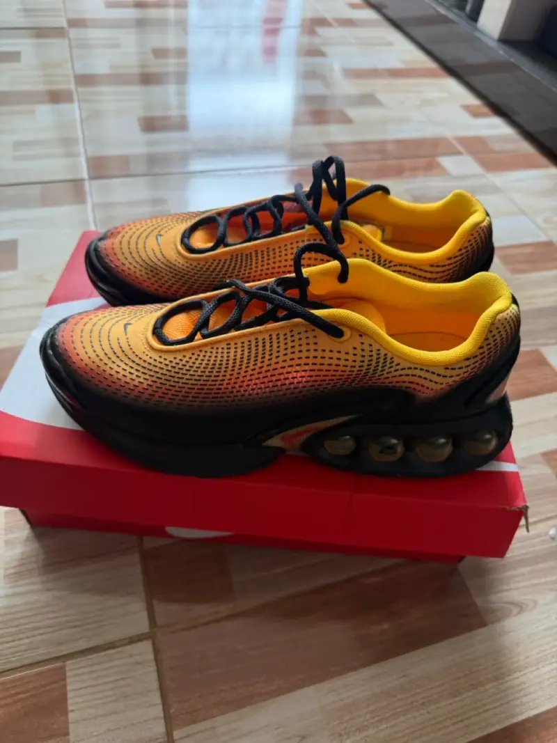 Zapatillas Nike DN deportivas naranjas - 3