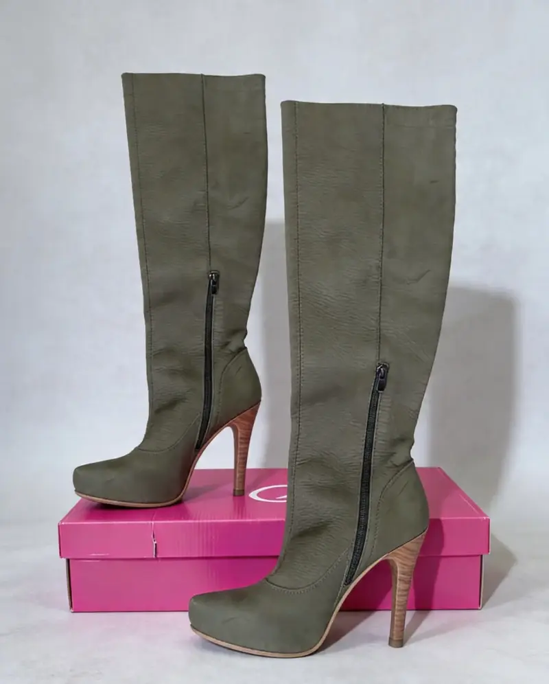Botas altas de tacón verde oliva - 2