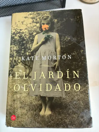 Libro 'El Jardín Olvidado' de Kate Morton - miniatura 1