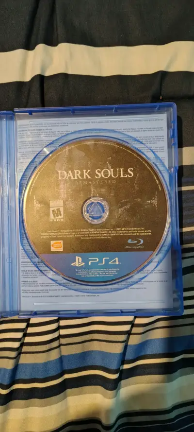 Dark Souls 1 Remastered para PS4 - miniatura 2