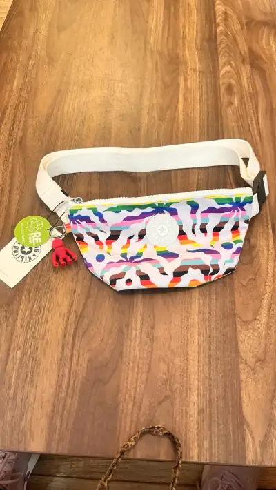 Riñonera Kipling multicolor con diseño moderno - miniatura 1