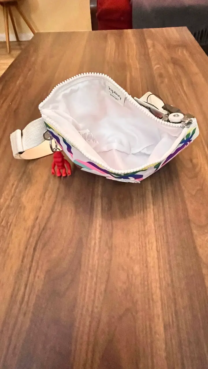 Riñonera Kipling multicolor con diseño moderno - 2