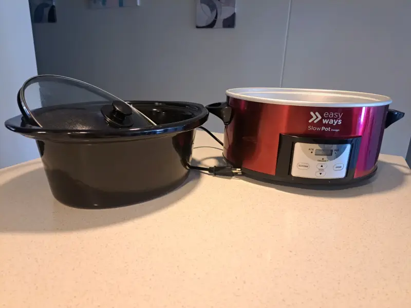 Olla de cocción lenta Easy Ways roja