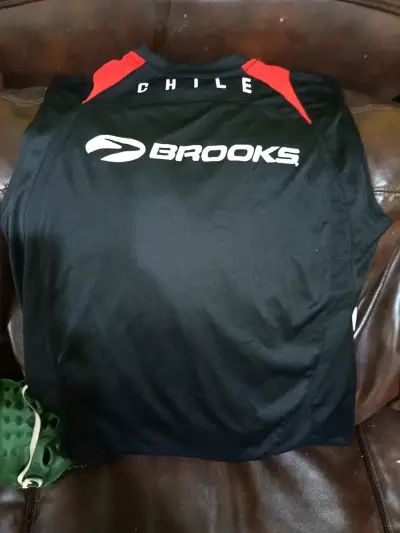 Camiseta sin mangas Brooks Chile - miniatura 2