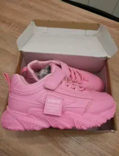 Zapatillas deportivas rosas para niños - miniatura 1