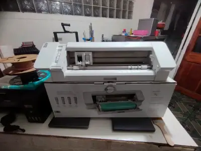 Plotter de corte Silhouette Cameo 4 - miniatura 1