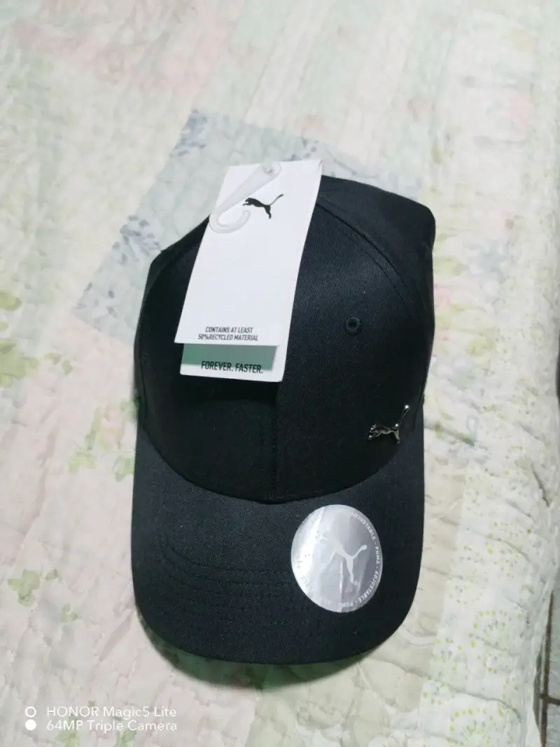Gorra negra Puma con logo metálico original
