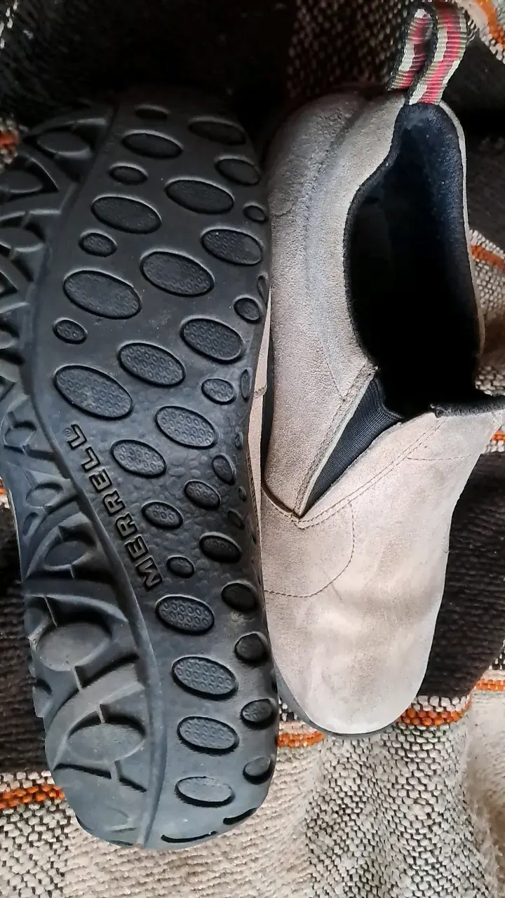 Zapatos Merrell de gamuza beige