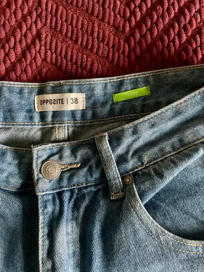 Pantalones anchos de mezclilla con bolsillos - miniatura 2