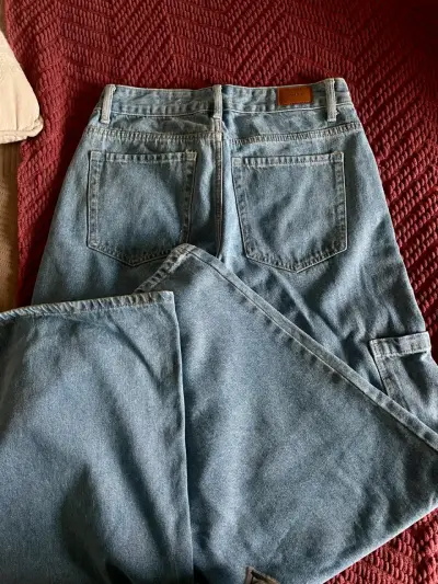 Pantalones anchos de mezclilla con bolsillos - miniatura 3