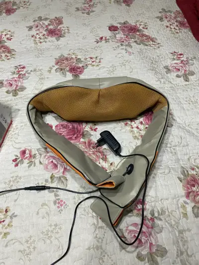 Masajeador de cuello con amasado - miniatura 2