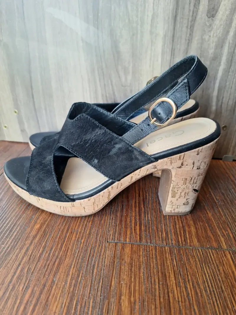 Sandalias Gacel  negras de gamuza con tacón - 3