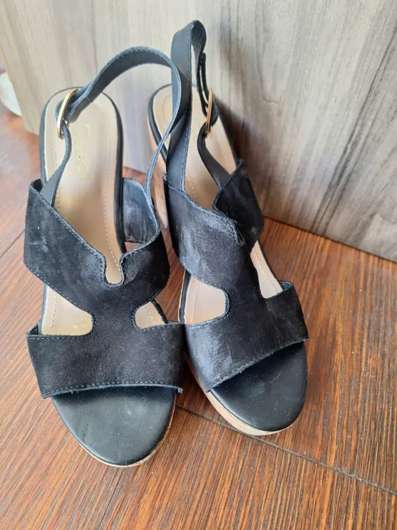 Sandalias Gacel  negras de gamuza con tacón - 4
