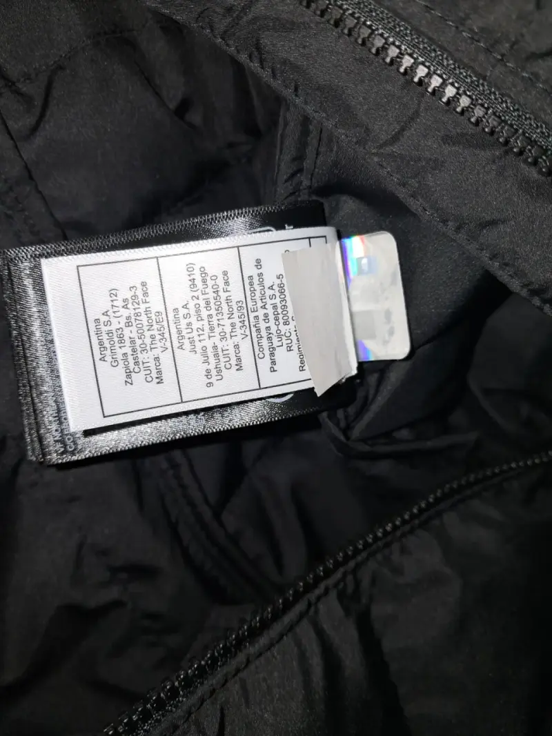 Chaqueta negra The North Face con capucha - 3