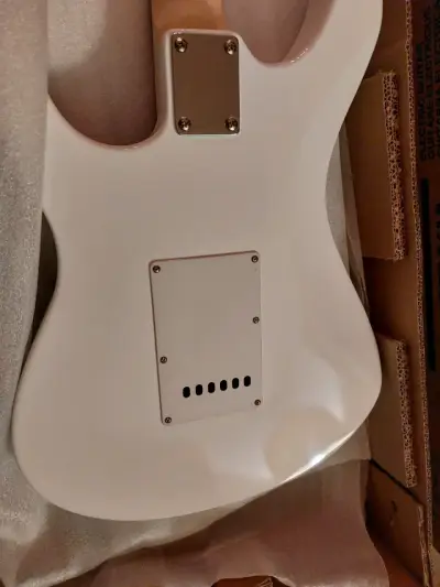 Guitarra eléctrica Yamaha - miniatura 5