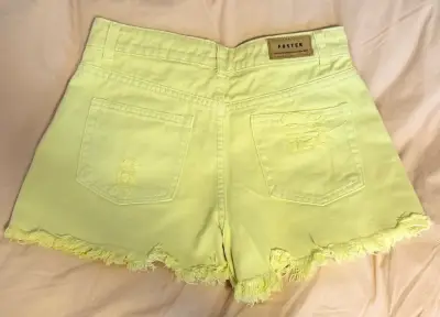 Shorts Foster amarillos de mezclilla desgastados - miniatura 2