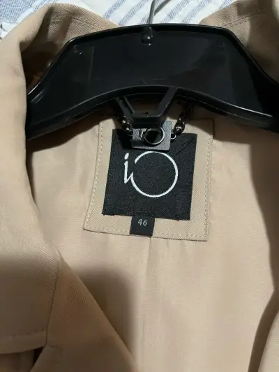 Blazer beige elegante marca IO - miniatura 4