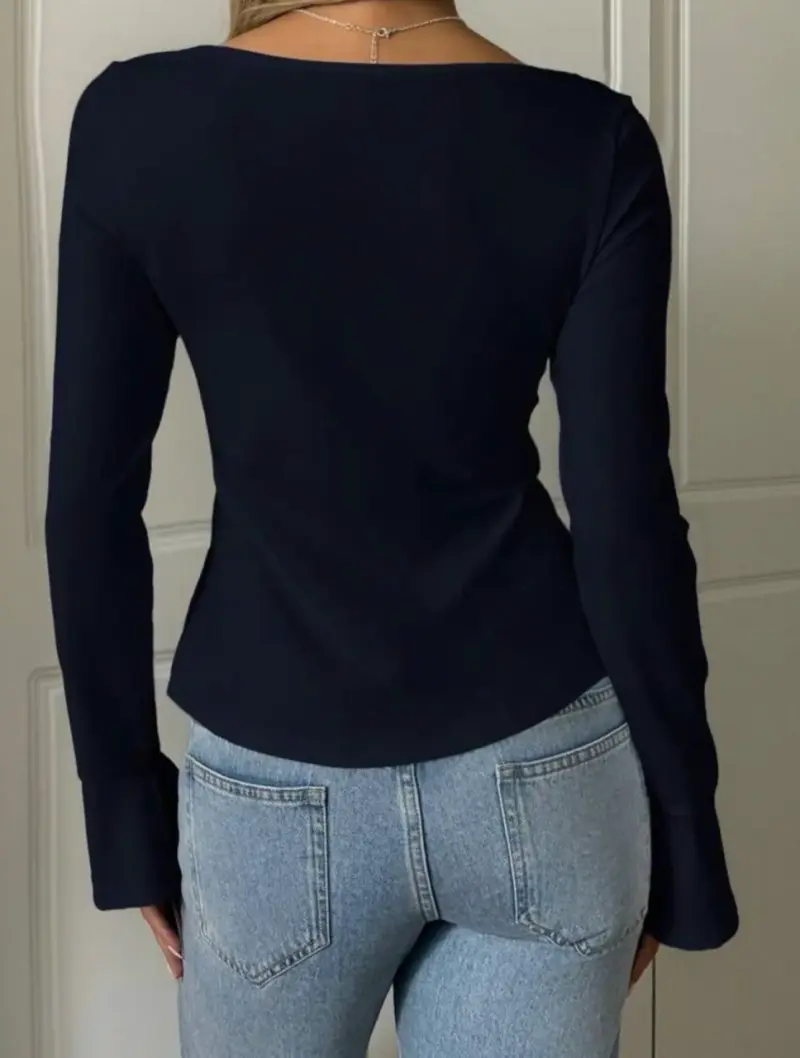 Blusa azul marino con lazo frontal - 2