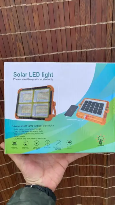 Luz LED solar para exteriores IP66 - miniatura 2