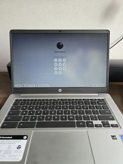 HP Chromebook portátil plateado - miniatura 2