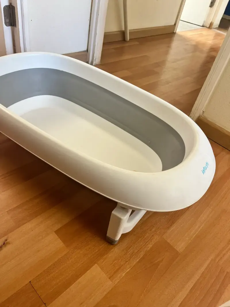 Tina de baño plegable Infanti blanca y gris - 1