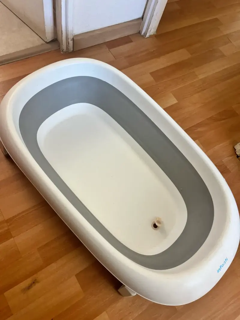 Tina de baño plegable Infanti blanca y gris - 2