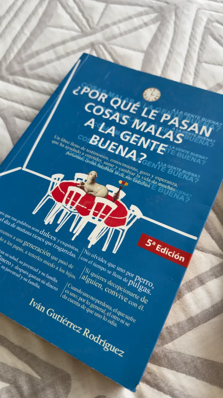Set de libros variados - 4