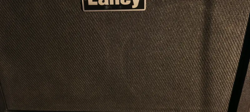 Amplificador Laney Ironheart para guitarra - 3