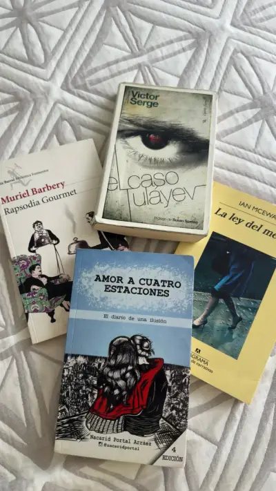 Set de libros variados - miniatura 1