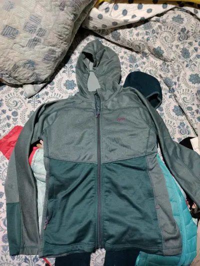 Chaqueta Lippi verde con capucha para mujer - miniatura 5