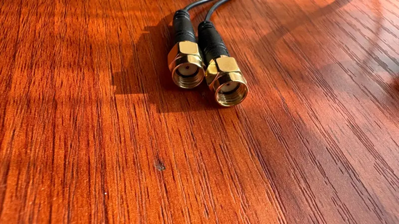 Antena WiFi de alta ganancia con cable - 5