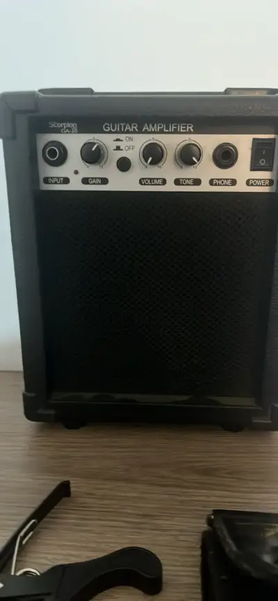 Guitarra eléctrica Samick Stratocaster - miniatura 2