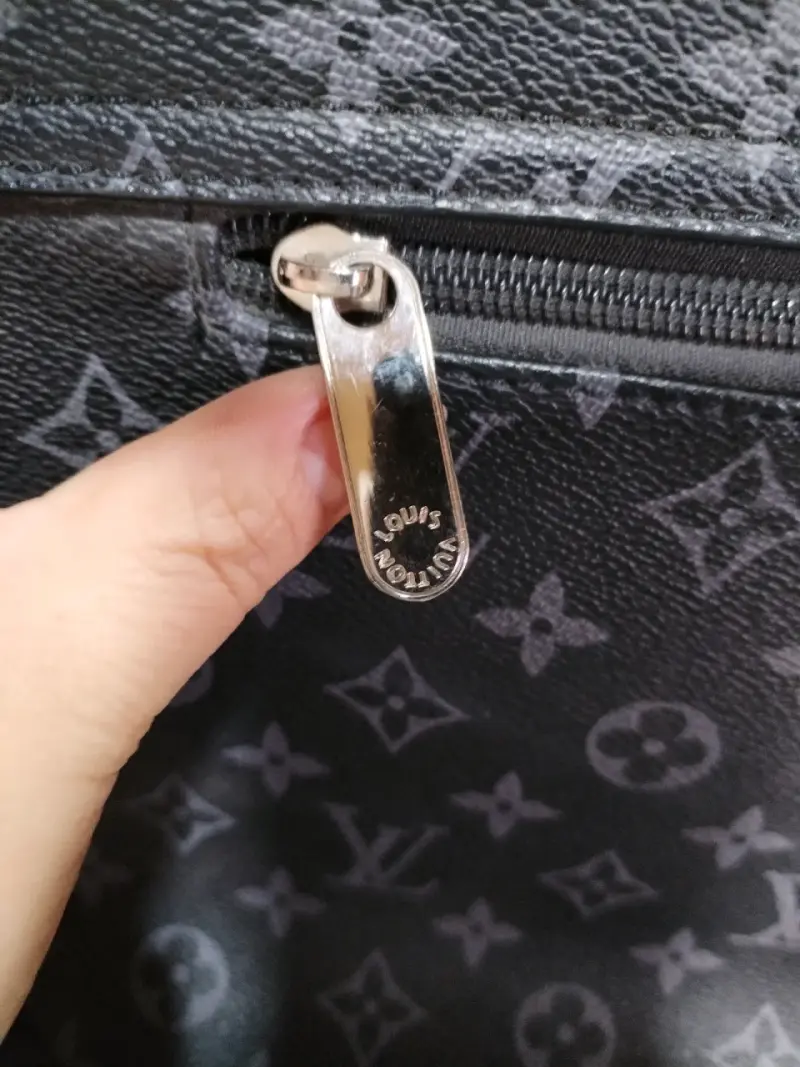 Bolso Louis Vuitton monograma negro - 6