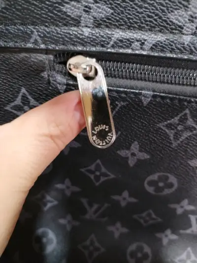 Bolso Louis Vuitton monograma negro - miniatura 6