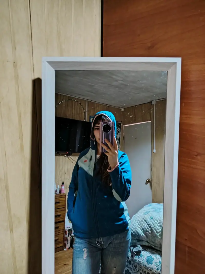 Chaqueta deportiva azul con capucha - 5
