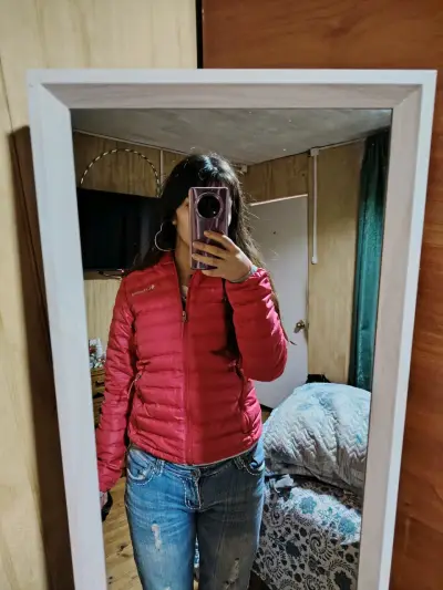 Chaqueta Columbia acolchada roja para mujer - miniatura 2