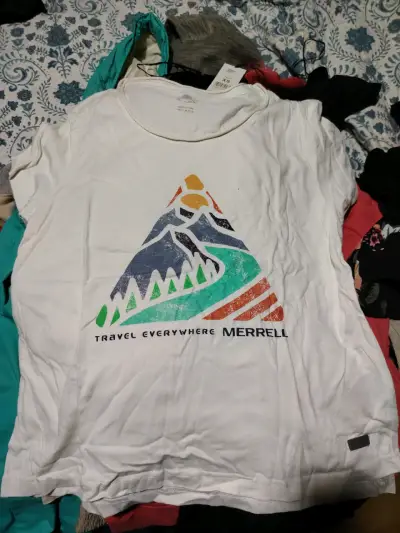 Lote de 3 polera con etiqueta + 2 americanino - miniatura 4