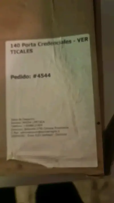 Caja de 140 porta credenciales verticales - miniatura 1