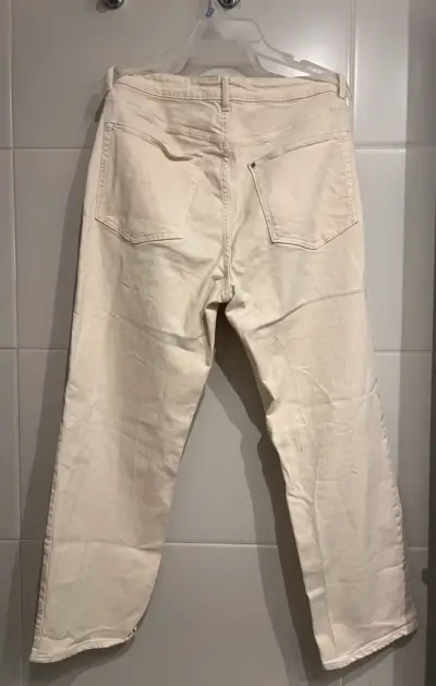 Pantalones blanco de mezclilla - miniatura 3