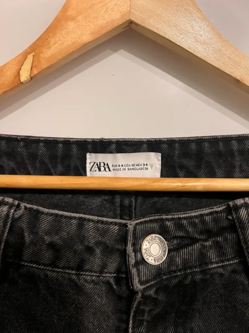 Jeans negros desgastados para mujer - 2