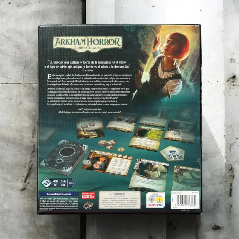 Arkham Horror: El Juego de Cartas de Misterio - 2