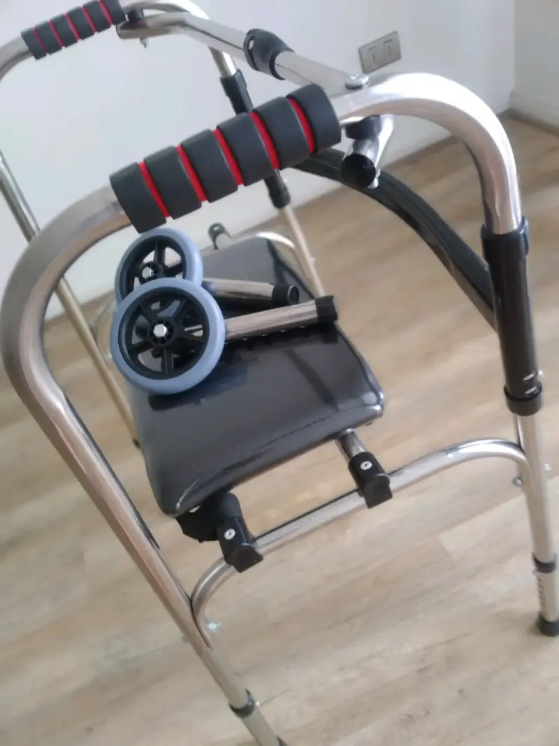 Andador plegable con asiento para adultos - 5