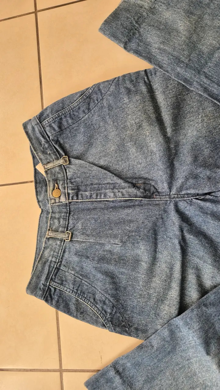 Jeans Jordache azul clásico - 5