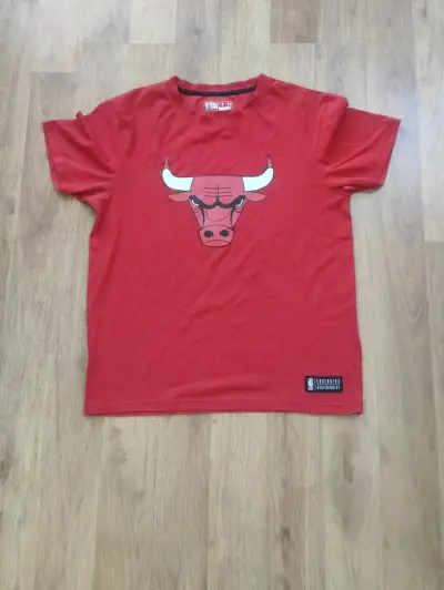 Polera roja NBA Chicago Bulls - miniatura 1