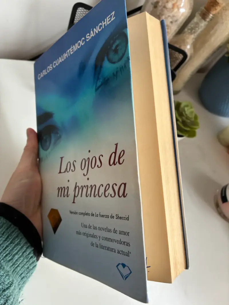 'Los ojos de mi princesa' de Carlos Cuauhtémoc - 2